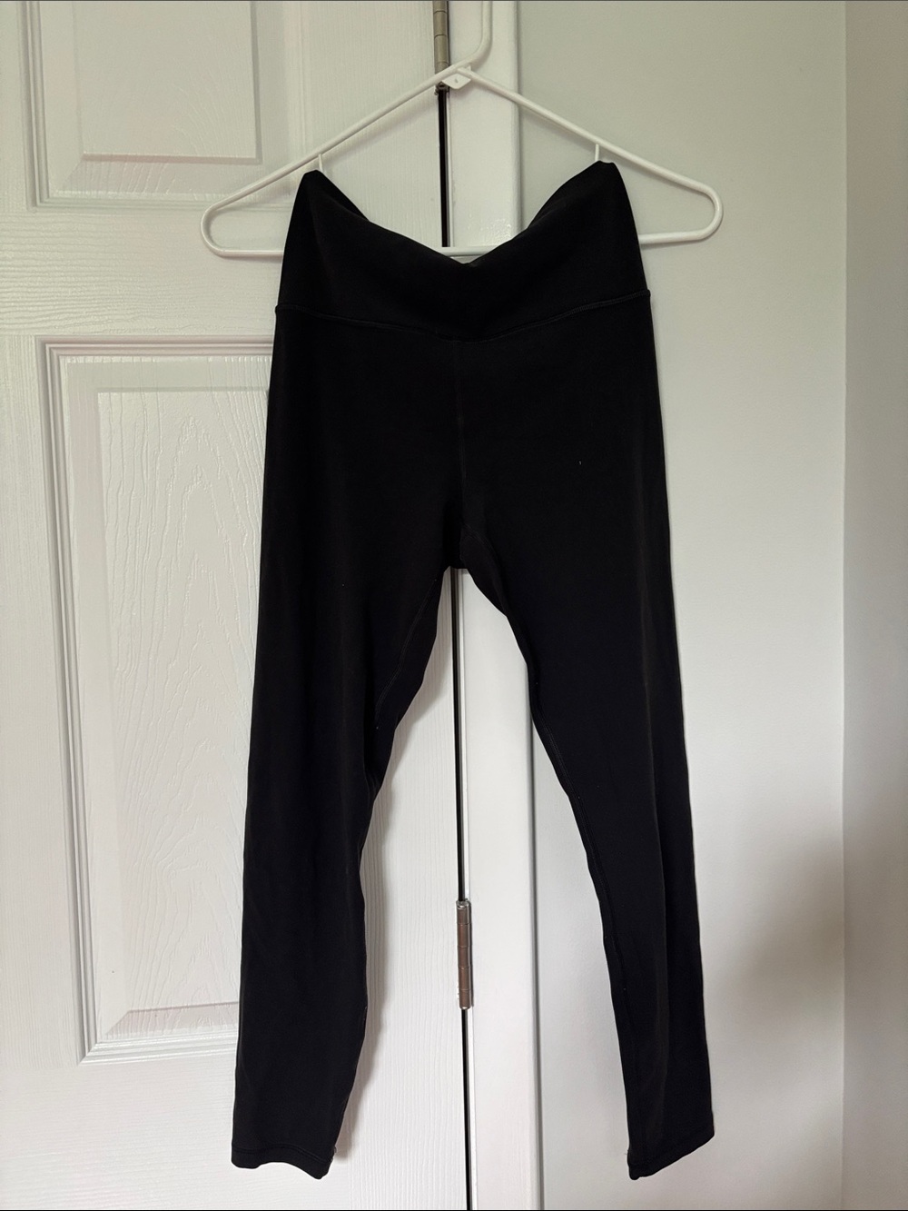 Athleta black high rise Elation 7/8 tight